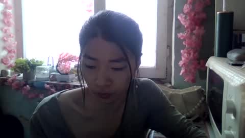 CarlyJoy online show from November 30, 8:51 am