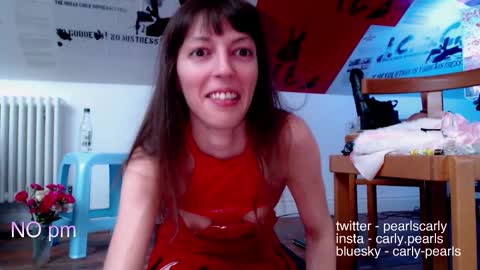 Carly Pearls online show from November 10, 4:55 am