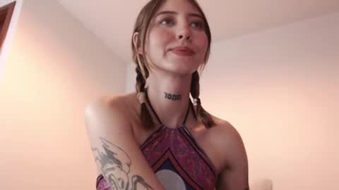 Snapshot of carmennrusso chatting on January 31, 11:24 pm carmennrusso online show from January 31, 11:24 pm