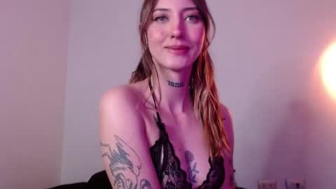 carmennrusso online show from February 19, 8:38 pm