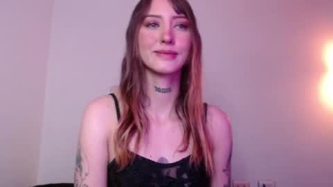 carmennrusso online show from March 12, 1:23 am