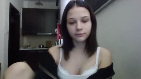 Snapshot of carmenxamore chatting on November 27, 10:39 am CarmenxAmore online show from November 27, 10:39 am