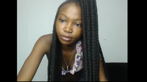 caroline online show from April 26, 4:10 am