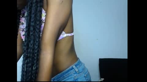 Snapshot of carobaby8 chatting on May 14, 3:57 am caroline online show from May 14, 3:57 am