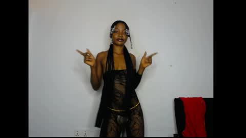 Snapshot of carobaby8 chatting on May 30, 4:20 am caroline online show from May 30, 4:20 am