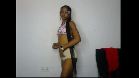 Snapshot of carobaby8 chatting on June 4, 9:04 am caroline online show from June 4, 9:04 am