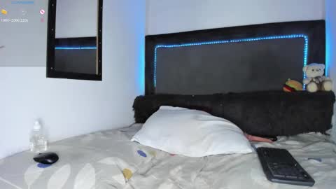 Snapshot of carol100597 chatting on January 10, 4:33 am karol online show from January 10, 4:33 am