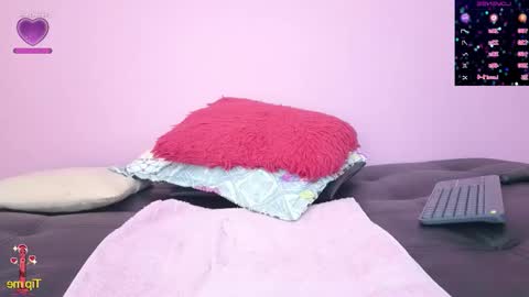 Snapshot of carol_amer001 chatting on February 8, 5:22 am Hi guys they find me like althea moore online show from February 8, 5:22 am