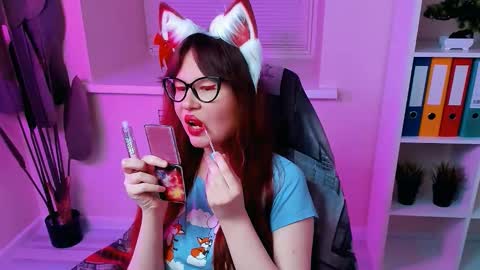 Snapshot of carol_carmen chatting on September 18, 10:23 pm Carol online show from September 18, 10:23 pm