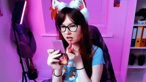 Snapshot of carol_carmen chatting on September 20, 8:15 am Carol online show from September 20, 8:15 am