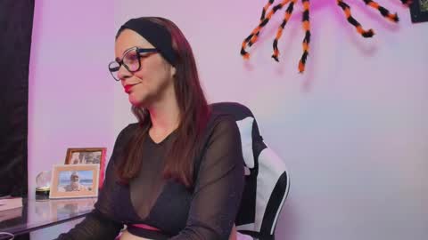 CAROL online show from October 28, 10:41 am