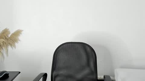 Snapshot of carolay759687 chatting on January 9, 3:36 am carolay759687 online show from January 9, 3:36 am