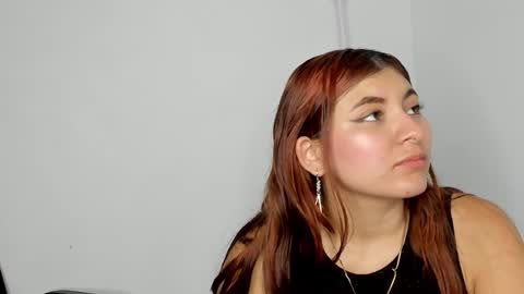 Snapshot of carolay759687 chatting on January 11, 9:57 am carolay759687 online show from January 11, 9:57 am