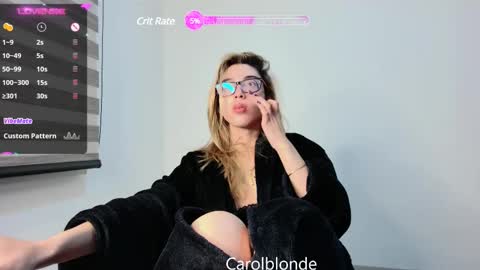 Snapshot of carolblonde chatting on February 10, 5:47 am Char online show from February 10, 5:47 am