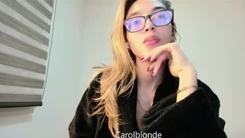 Snapshot of carolblonde chatting on March 2, 8:38 am Char online show from March 2, 8:38 am
