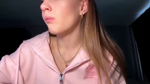 Lisa online show from December 23, 8:34 am