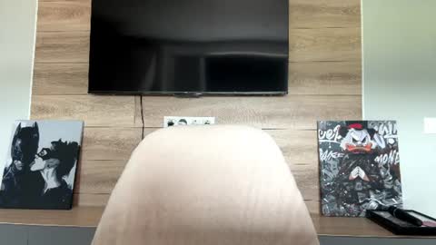 Lisa online show from July 9, 8:07 am