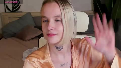 Carol online show from November 9, 9:18 am