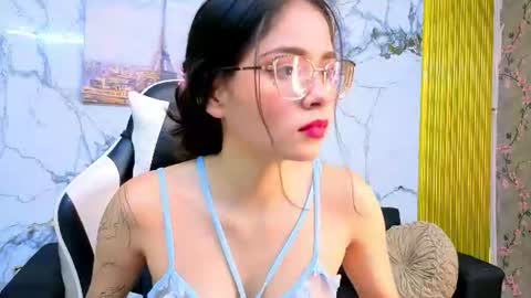 CAROLINA  online show from July 7, 12:46 am