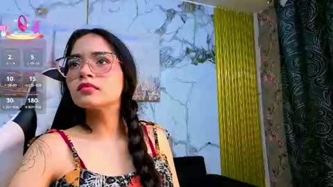 Snapshot of carolina23_pm chatting on July 3, 9:43 pm carolina23_pm online show from July 3, 9:43 pm