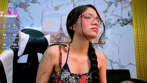 Snapshot of carolina23_pm chatting on July 15, 12:49 am carolina23_pm online show from July 15, 12:49 am