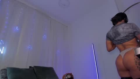 Snapshot of carolina_gaita chatting on February 9, 6:05 pm carolina_gaita online show from February 9, 6:05 pm