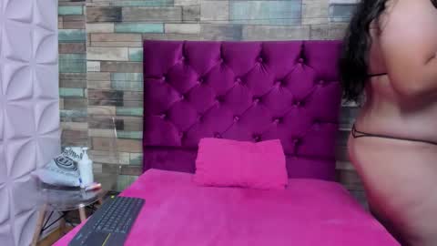 Angie Carolina online show from February 27, 7:47 pm