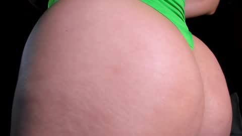 CarolinaM online show from June 6, 1:49 pm