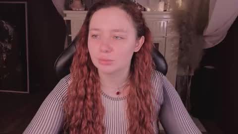 Snapshot of carolina_winter chatting on November 11, 12:49 pm Mira online show from November 11, 12:49 pm