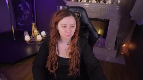 Snapshot of carolina_winter chatting on November 25, 2:06 pm Mira online show from November 25, 2:06 pm