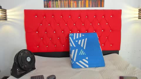 Carolina online show from December 21, 4:36 pm