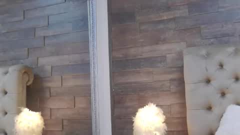 Snapshot of carolinahart chatting on December 13, 7:53 pm carolinahart online show from December 13, 7:53 pm