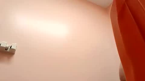 carolinajuggalo17 online show from April 26, 3:04 am