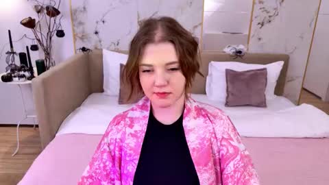 Snapshot of carolinasherry chatting on October 25, 5:37 am carolinasherry online show from October 25, 5:37 am