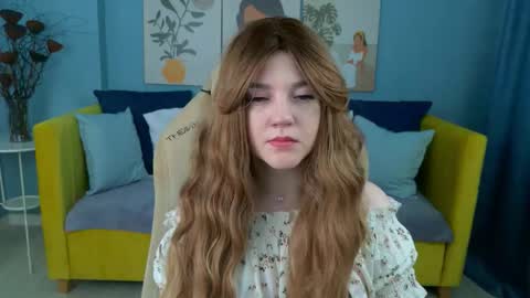 Snapshot of carolinasherry chatting on December 4, 3:38 am carolinasherry online show from December 4, 3:38 am