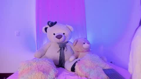 caroline 3 online show from February 4, 4:18 am