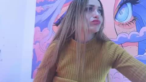 Snapshot of caroline_hernandes chatting on June 10, 12:26 pm Carolina online show from June 10, 12:26 pm