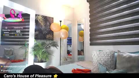 C A R O L I N E online show from December 16, 2:00 pm