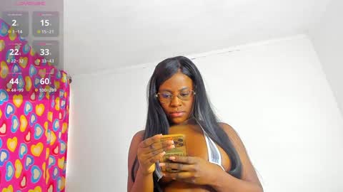 Snapshot of caroline_tovar_ chatting on January 21, 11:46 am Caroline Tovar Lovense is active my orgasms in your hands Give me more pleasure and make me cum online show from January 21, 11:46 am