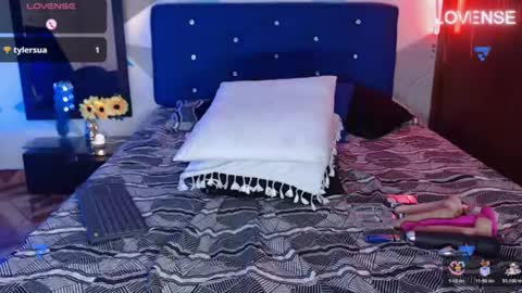 Snapshot of carolineblich chatting on January 31, 8:12 pm Carolin Blich online show from January 31, 8:12 pm