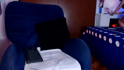 Snapshot of carolineblich chatting on June 23, 1:03 am Carolin Blich online show from June 23, 1:03 am