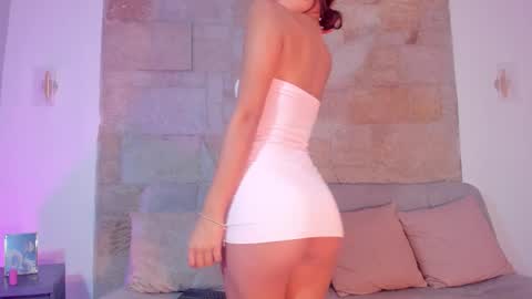 Caroline online show from March 1, 4:31 pm