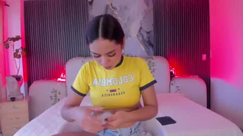 Caroline online show from June 27, 5:29 pm