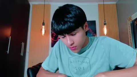 carolinejesh online show from March 3, 4:57 pm