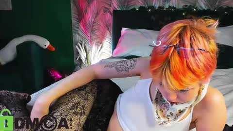 CarolineRichter online show from December 19, 2:07 am