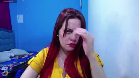 Carolinhe  online show from June 10, 4:01 am