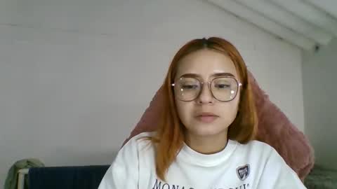 carolinnapinkman online show from May 9, 8:47 pm