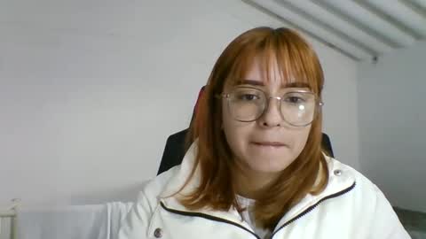 carolinnapinkman online show from May 22, 8:36 pm