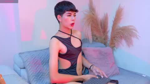 carolynfoster online show from April 29, 4:55 pm