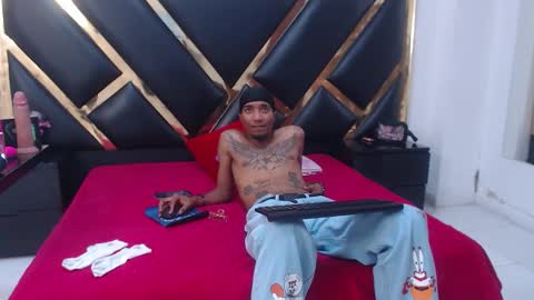 Snapshot of caroyandy3 chatting on December 3, 9:35 pm caro y andy online show from December 3, 9:35 pm